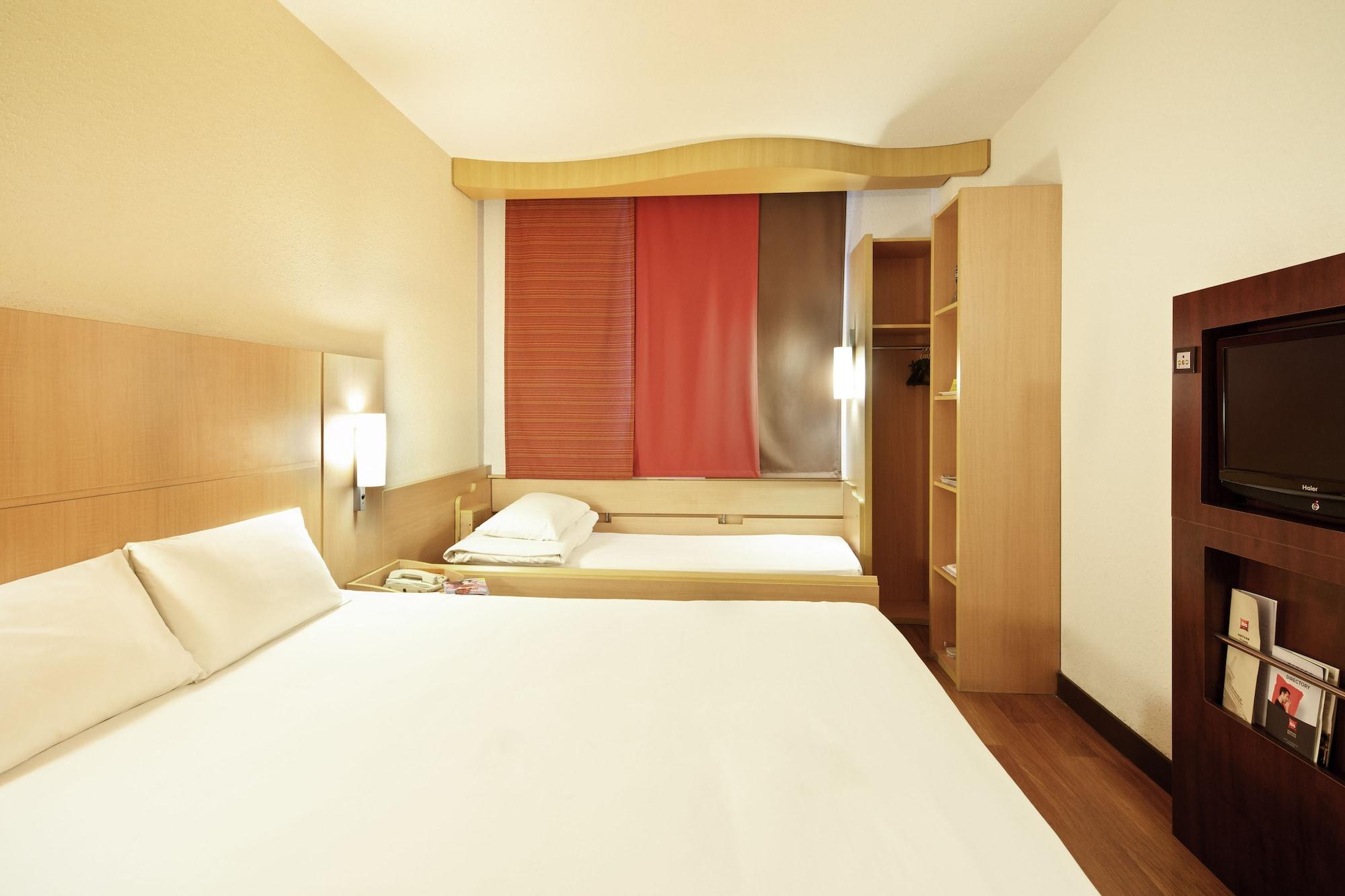 Ibis Paris Porte D'Italie Gentilly Exterior photo